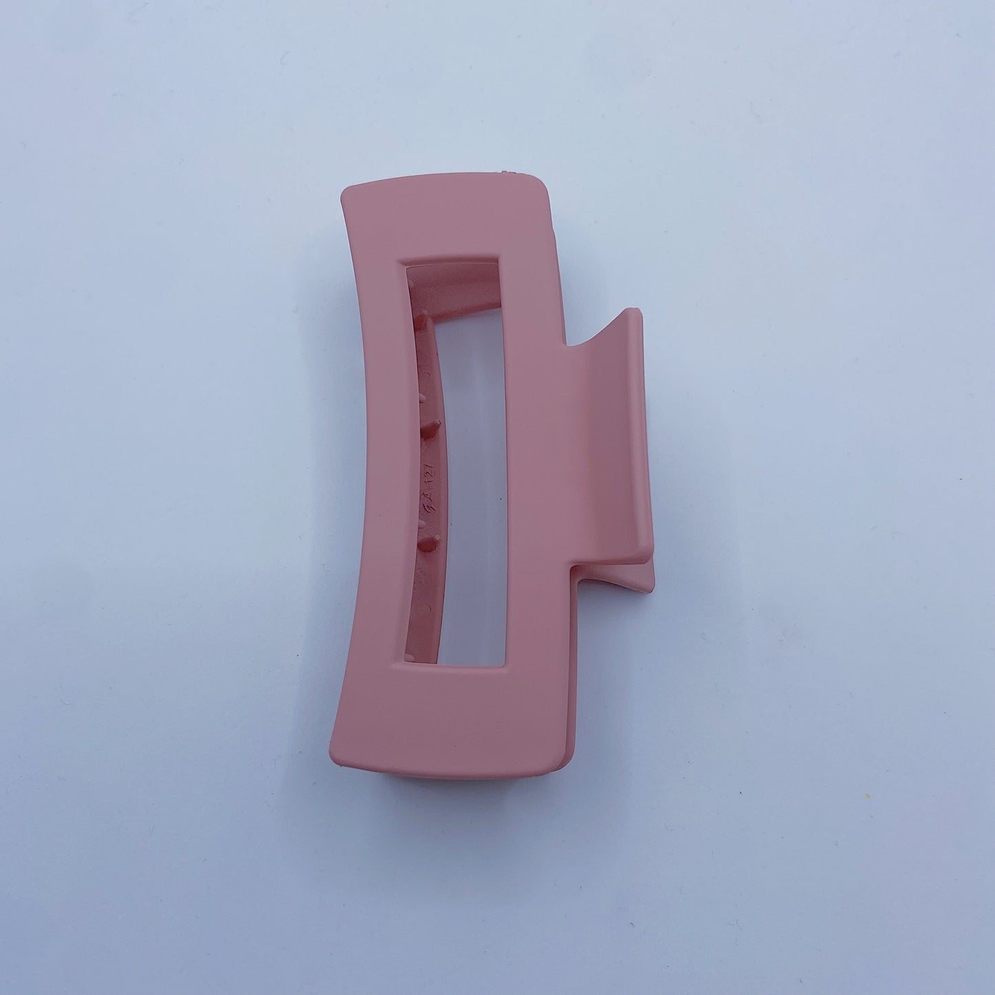 Matte Hairclaw Soft Pink