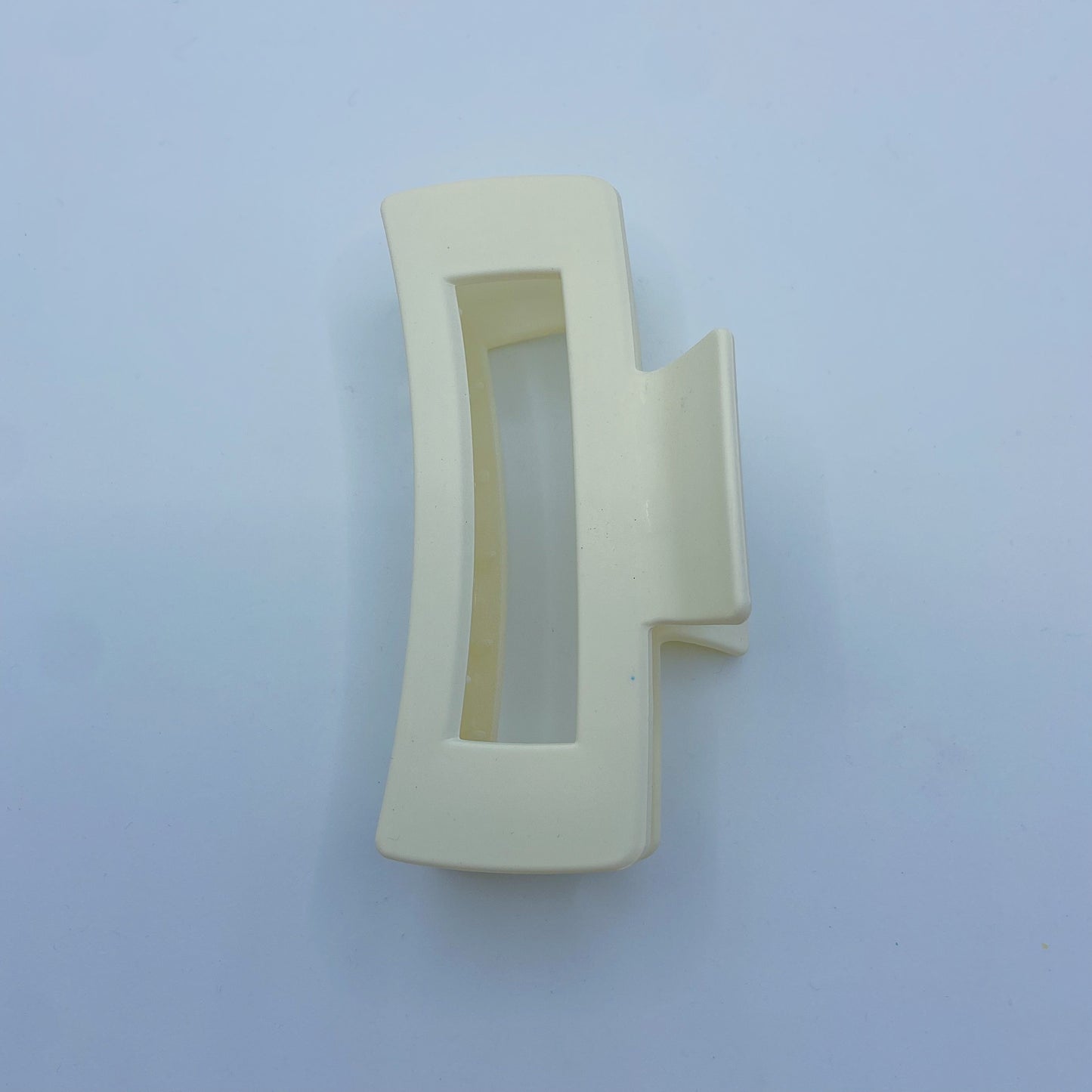 Matte Hairclaw White